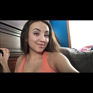 Meet your Posher, Paola